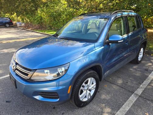 Pacific Blue 2017 Volkswagen Tiguan 2.0T S