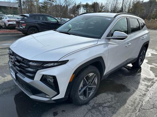 White Pearl 2026 Hyundai TUCSON SEL Premium