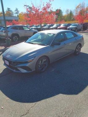 2025 Hyundai ELANTRA HEV SEL Sport