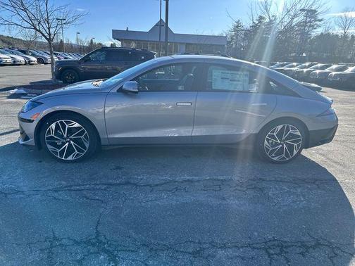 2025 Hyundai IONIQ 6 SEL