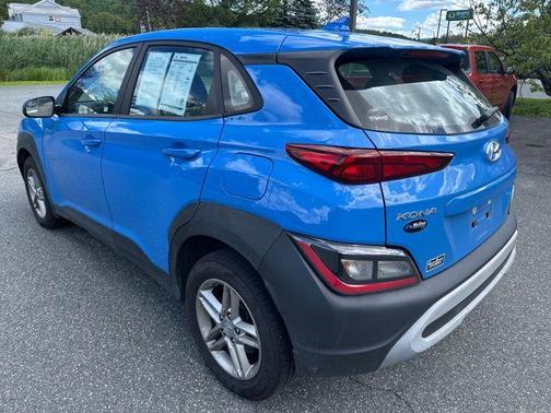 2022 Hyundai KONA SE