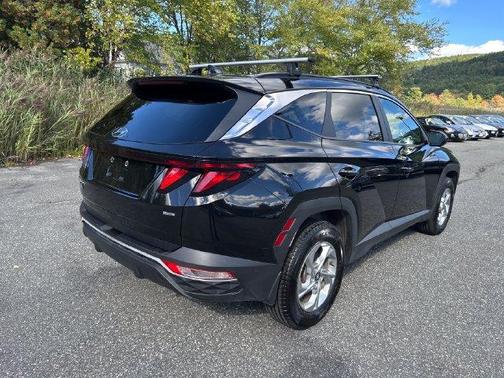 Black Pearl 2024 Hyundai TUCSON SEL