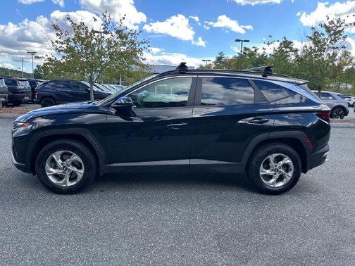 Black Pearl 2024 Hyundai TUCSON SEL