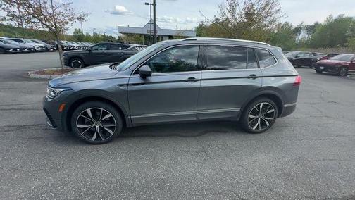 2022 Volkswagen Tiguan 2.0T SEL R-Line
