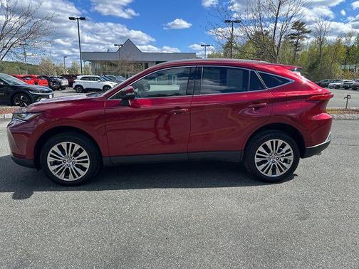 Pearl 2023 Toyota Venza XLE