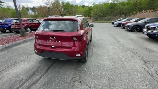 2025 Hyundai VENUE Limited