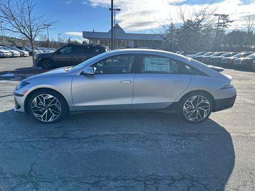 2025 Hyundai IONIQ 6 SEL