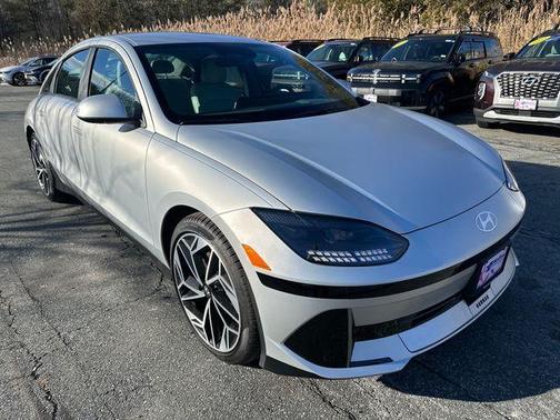 2025 Hyundai IONIQ 6 SEL