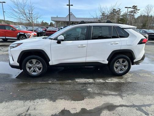 White 2022 Toyota RAV4 Hybrid XLE