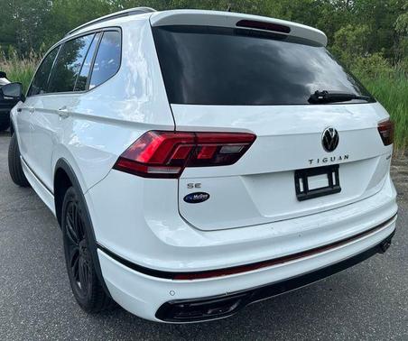 2022 Volkswagen Tiguan 2.0T SE R-Line Black