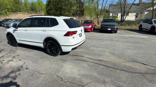 2022 Volkswagen Tiguan 2.0T SE R-Line Black