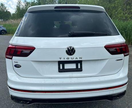 2022 Volkswagen Tiguan 2.0T SE R-Line Black