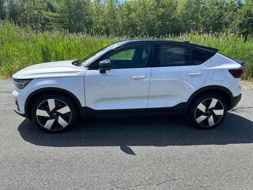 2022 Volvo C40 Recharge Pure Electric P8 Ultimate