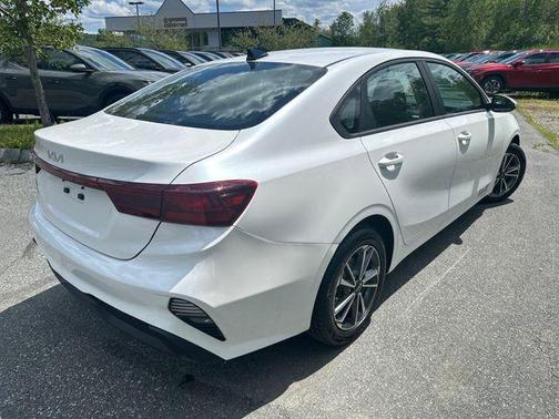 2022 Kia Forte LXS