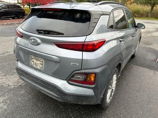 2021 Hyundai KONA SEL