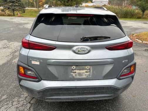 2021 Hyundai KONA SEL