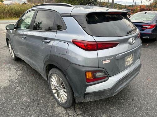 2021 Hyundai KONA SEL