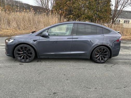 Midnight Silver Metallic 2022 Tesla Model X Base