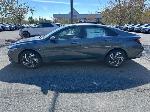 2025 Hyundai ELANTRA HEV Limited