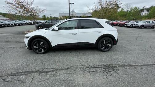 2025 Hyundai IONIQ 5 SEL