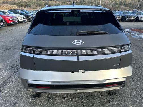 2025 Hyundai IONIQ 5 Limited