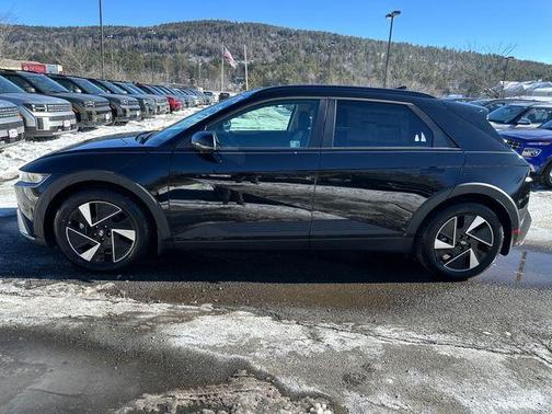 2025 Hyundai IONIQ 5 SEL