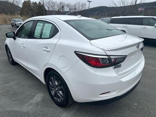 2019 Toyota Yaris Sedan L