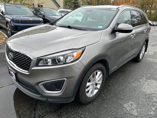 2018 Kia Sorento LX