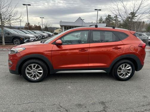 2017 Hyundai TUCSON SE