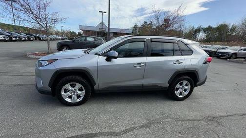 2020 Toyota RAV4 XLE