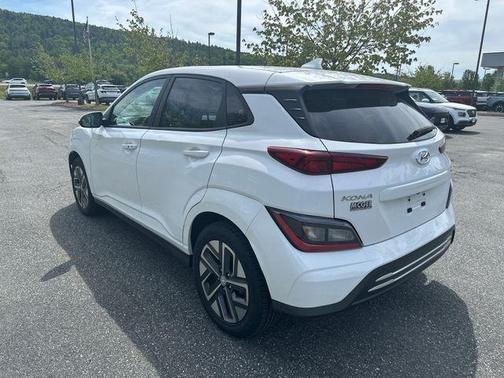 Lunar White 2023 Hyundai KONA EV SE