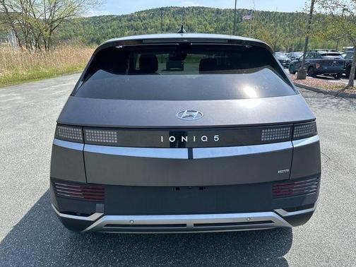 Gray 2023 Hyundai IONIQ 5 SEL