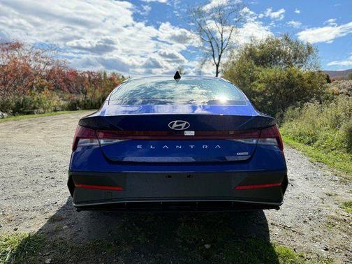 2025 Hyundai ELANTRA HEV Blue