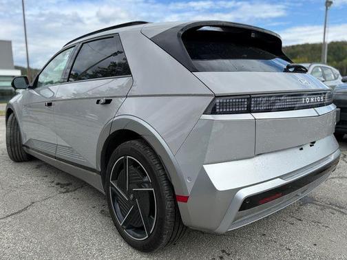 2025 Hyundai IONIQ 5 Limited