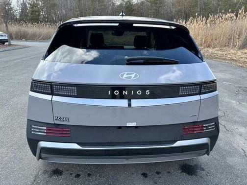 Cyber Gray 2026 Hyundai IONIQ 5 SE
