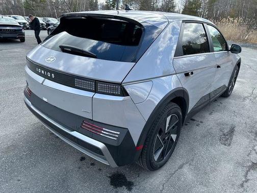 Cyber Gray 2026 Hyundai IONIQ 5 SE