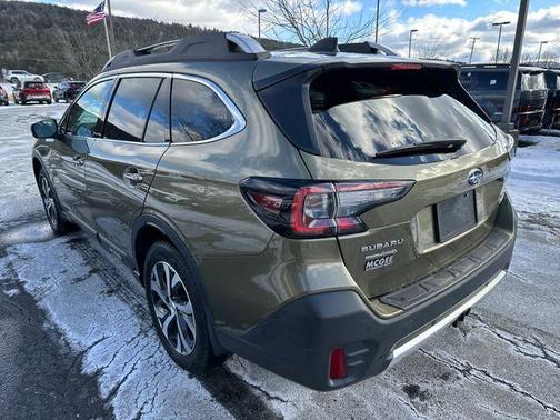 2022 Subaru Outback Touring XT