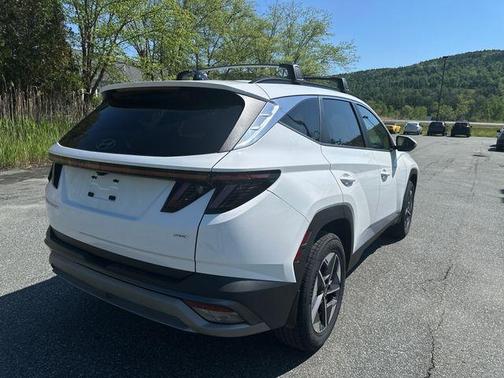 White Pearl 2026 Hyundai TUCSON SEL Premium