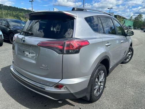 2018 Toyota RAV4 Hybrid XLE