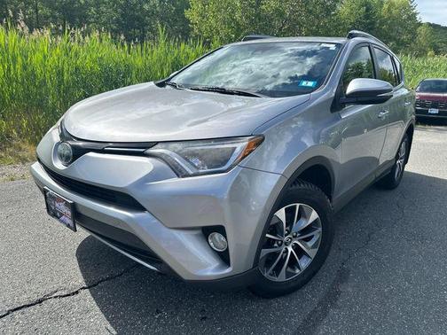 2018 Toyota RAV4 Hybrid XLE