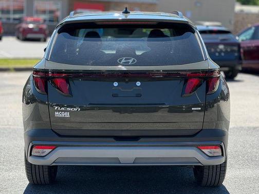 Green 2025 Hyundai TUCSON SEL