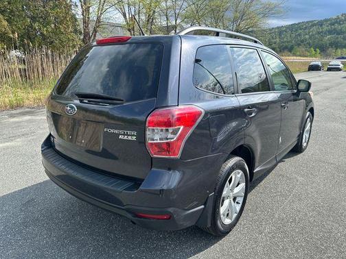 Dark Gray Metallic 2015 Subaru Forester 2.5i Premium