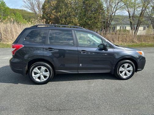 Dark Gray Metallic 2015 Subaru Forester 2.5i Premium