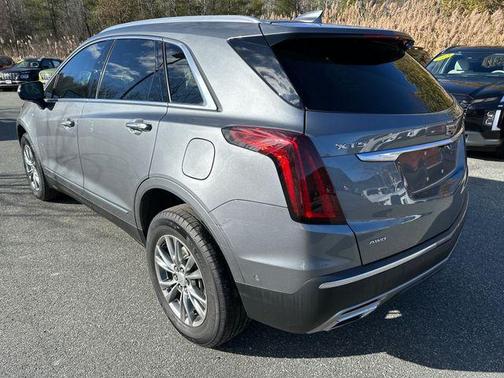 2022 Cadillac XT5 Premium Luxury