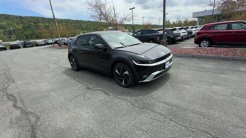 2025 Hyundai IONIQ 5 SE