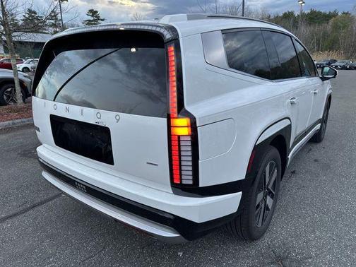 2026 Hyundai IONIQ 9 SEL