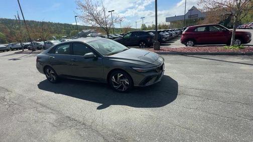 2025 Hyundai ELANTRA HEV Limited