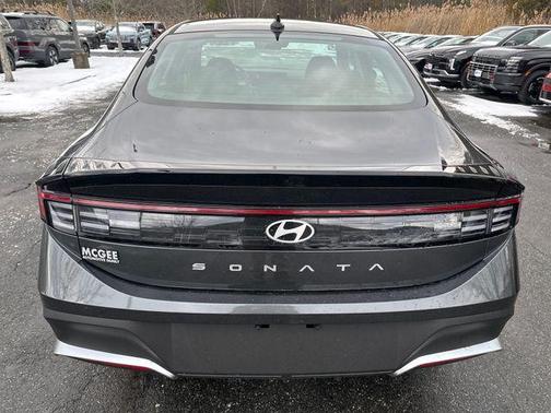 2026 Hyundai SONATA SE