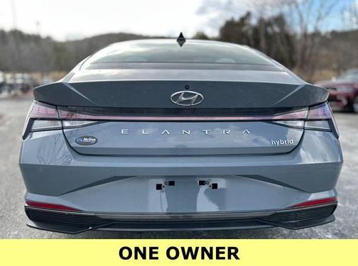 2022 Hyundai ELANTRA HEV Limited