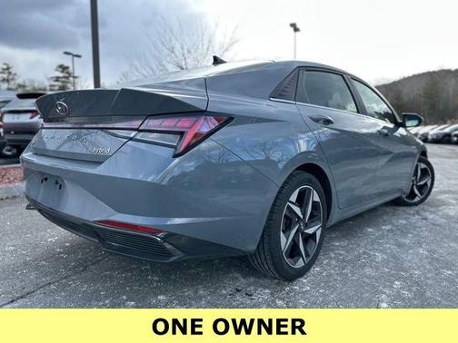 2022 Hyundai ELANTRA HEV Limited